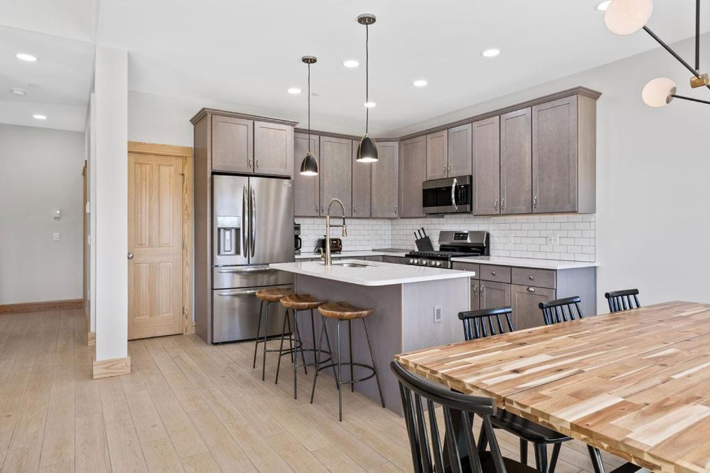 לייק פלאסיד Gorgeous New Build Whiteface Club Resort מראה חיצוני תמונה